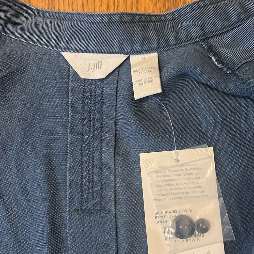 jacket - Picture 4 of 6